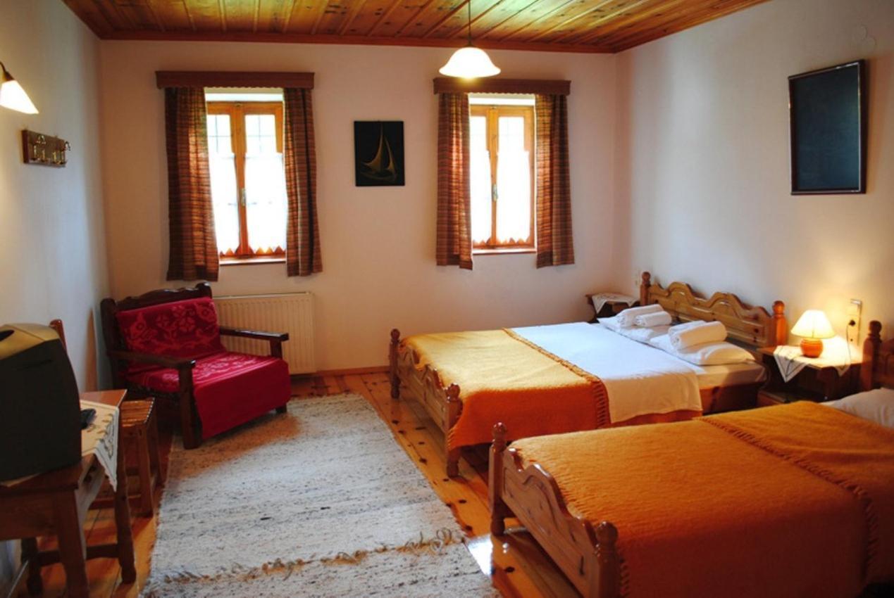 פאפיגקון Hotel Kaiti מראה חיצוני תמונה