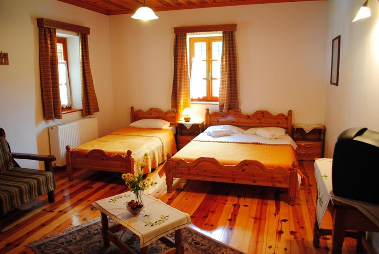 פאפיגקון Hotel Kaiti מראה חיצוני תמונה