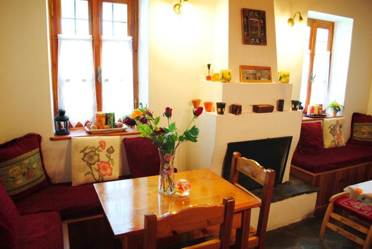 פאפיגקון Hotel Kaiti מראה חיצוני תמונה